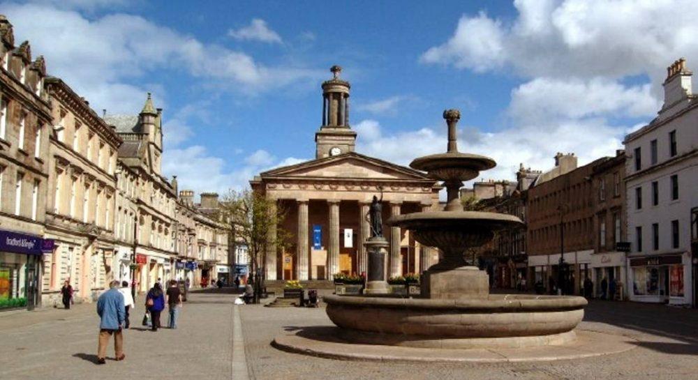 Plan to take cars back on Elgin High Street rejected.
